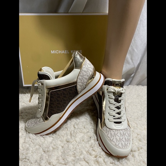 MICHAEL KORS SIGNATURE “MADDY” LEATHER DESIGNER TRAINING SHOES - Picture 3 of 9